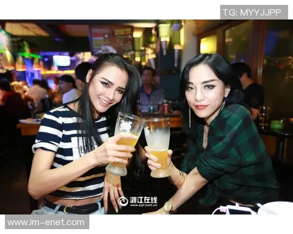 杭州飞盘队实力引发热议球迷对比赛公平性展开激烈讨论 杭州飞盘队实力引发热议球迷对比赛公平性展开激烈讨论